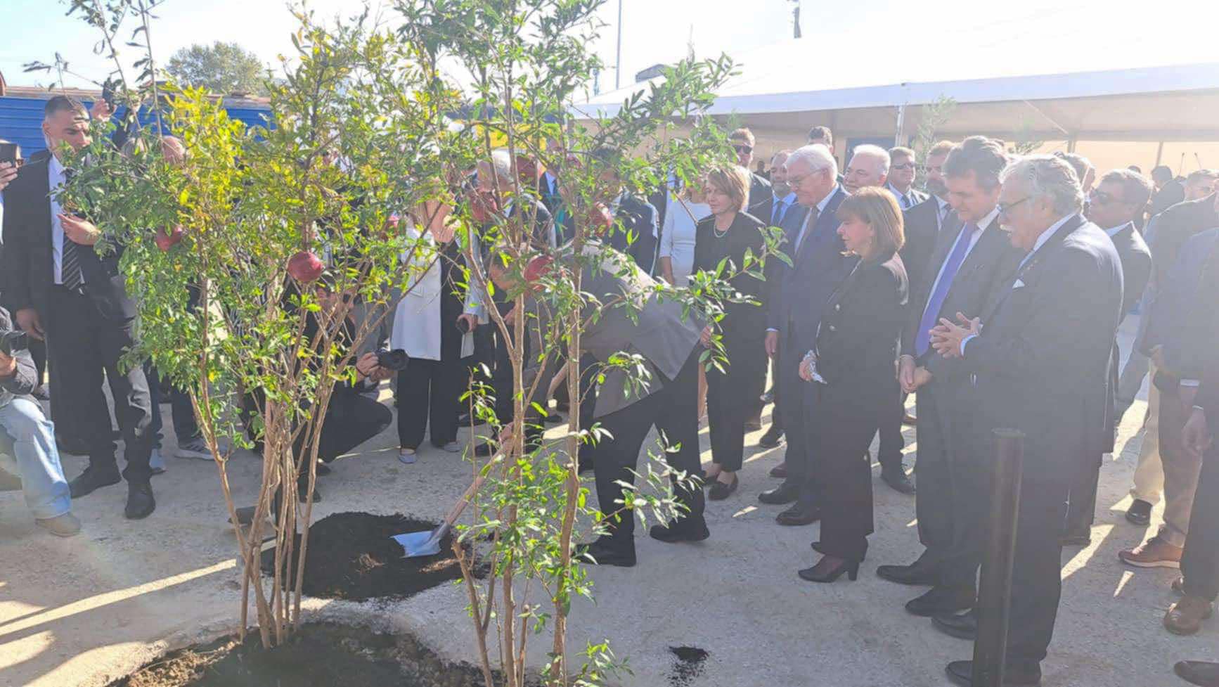 Όταν η Σακελλαροπούλου σύστησε τον δήμαρχο Θεσσαλονίκης στον Σταϊνμάιερ