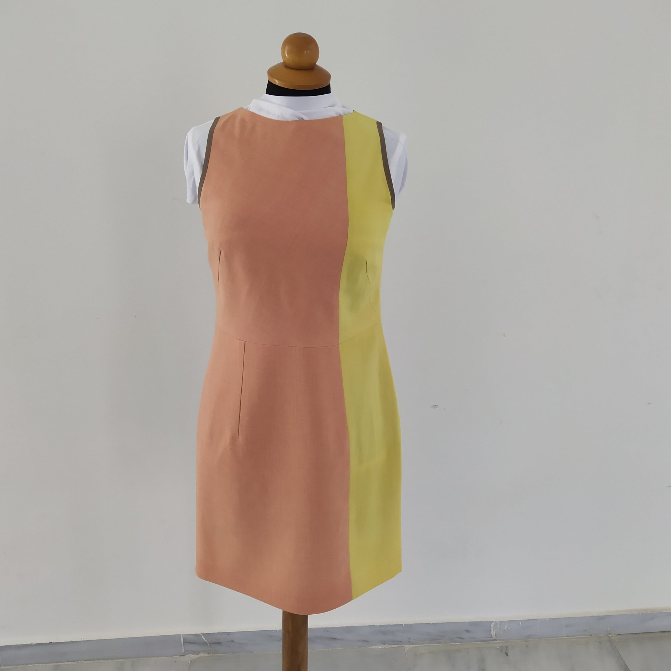 Θεσσαλονίκη: Φαρμακευτικά φυτά «χρωματίζουν» υφάσματα και έχουν αντηλιακή προστασία (ΦΩΤΟ)