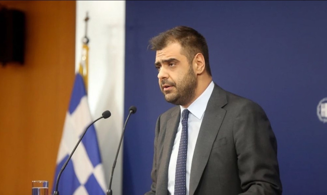 Ο Παύλος Μαρινακης ανεβαίνει Θεσσαλονίκη 