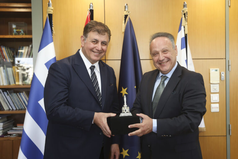 Συνεργασία του δήμου Θεσσαλονίκης με τη Σμύρνη – Συνάντηση Αγγελούδη με τον ομόλογό του Cemil Tugayr