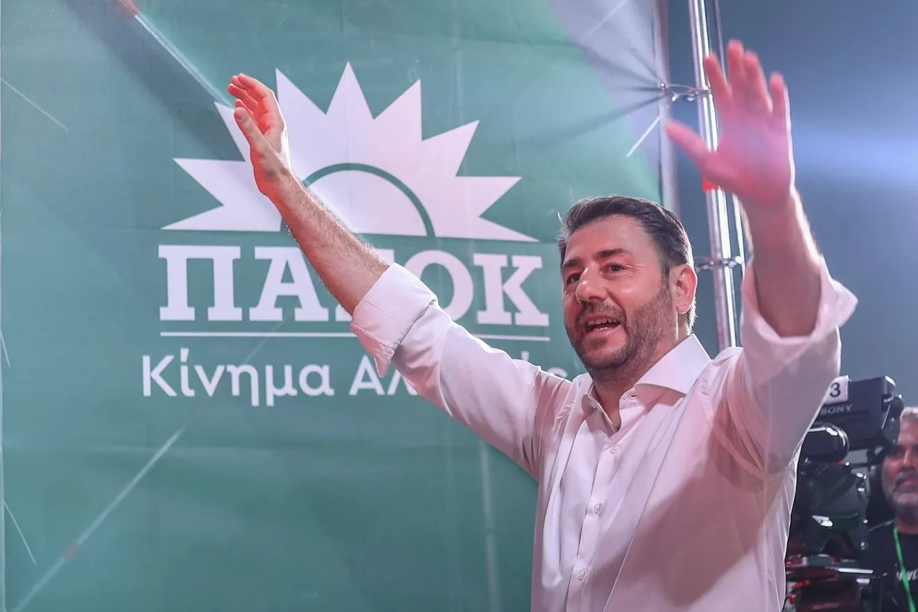 Θεσσαλονίκη: Η κεντρική ομιλία του Νίκου Ανδρουλάκη – Δείτε live