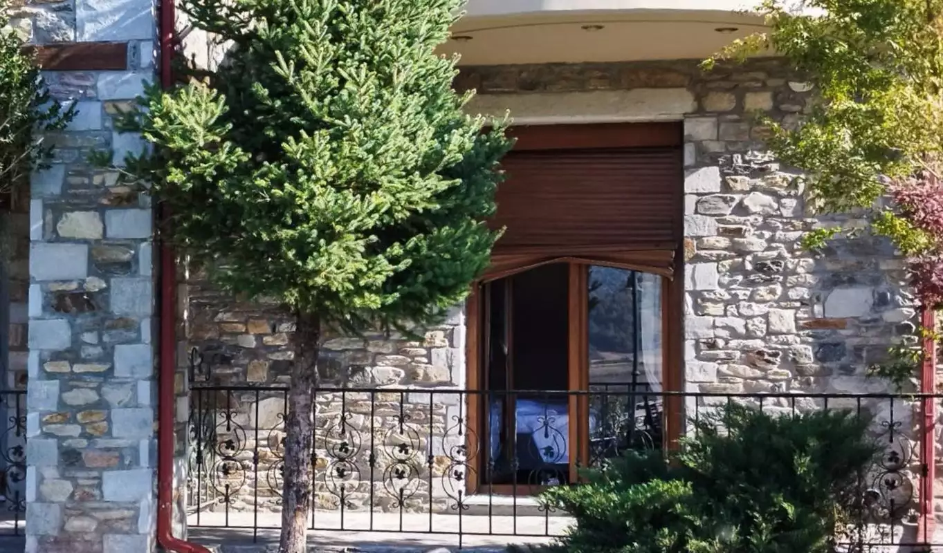 Σε κρίσιμη κατάσταση ο 48χρονος που δηλητηριάστηκε στο ξενοδοχείο της Φλώρινας και νοσηλεύεται σε ΜΕΘ