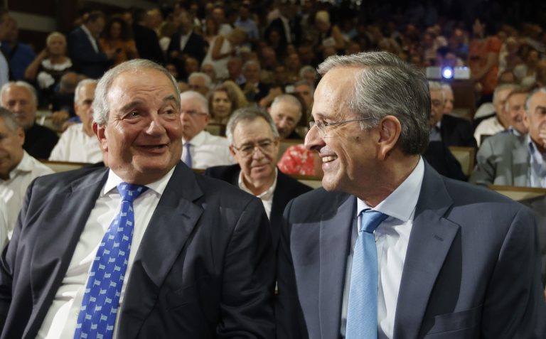 Θα πάνε ή όχι Α. Σαμαράς και Κ. Καραμανλής στο πάρτι της Ρηγίλλης;