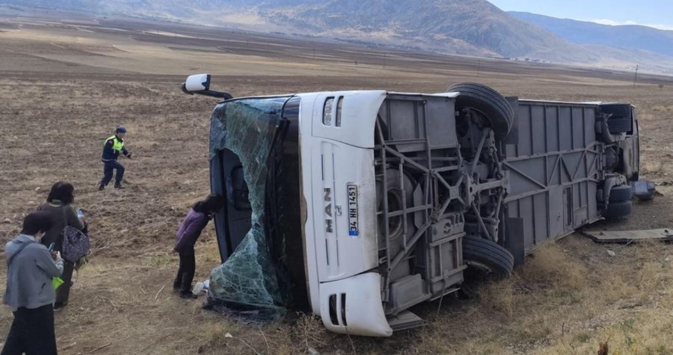 Τουρκία: Έξι νεκροί και 25 τραυματίες σε δυστύχημα με λεωφορείο