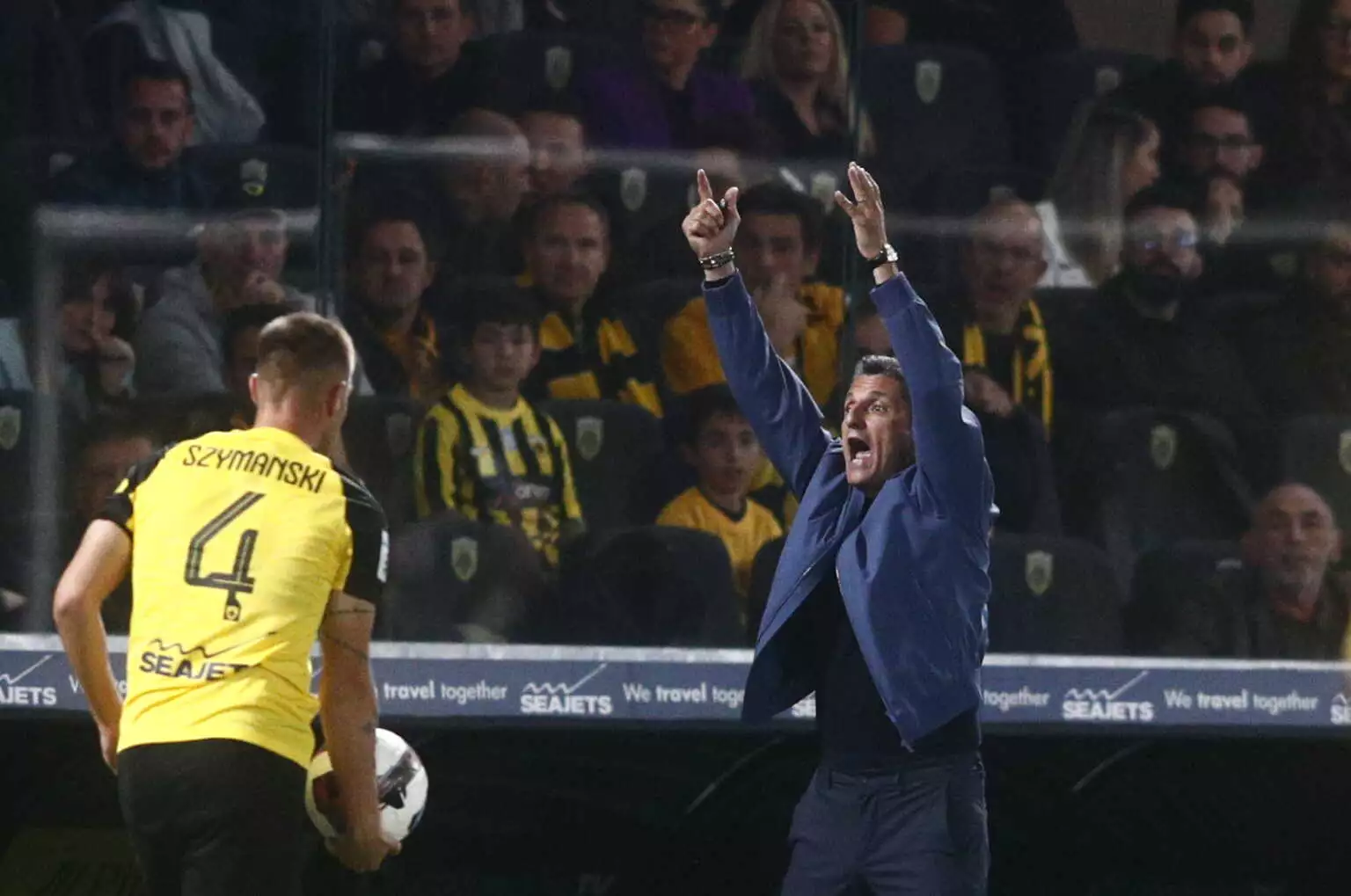 ΠΑΟΚ: Με τις αντιδράσεις του Λουτσέσκου στον πάγκο, η παρακάμερα του αγώνα με την ΑΕΚ (Video)