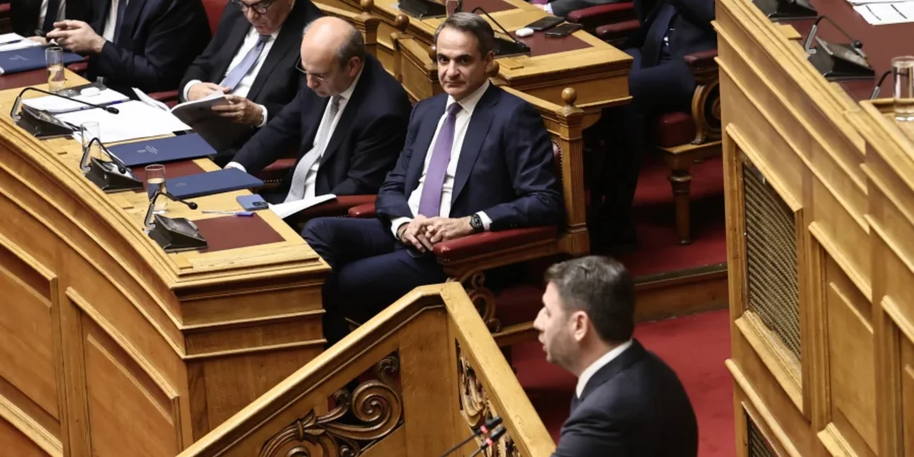 Κ. Μητσοτάκης – Ν.Ανδρουλάκης: Πρώτη σύγκρουση σήμερα στη Βουλή, μετά τις εκλογές στο ΠΑΣΟΚ
