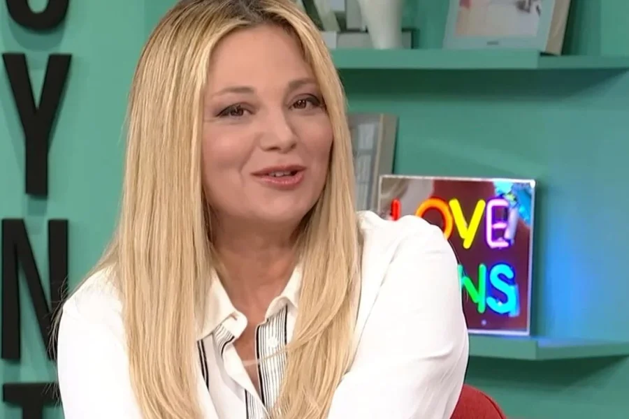 Νάνσυ Ζαμπέτογλου: «Μου είπε ότι η τηλεόραση βάζει κιλά και ότι είμαι χάλια» (Video)