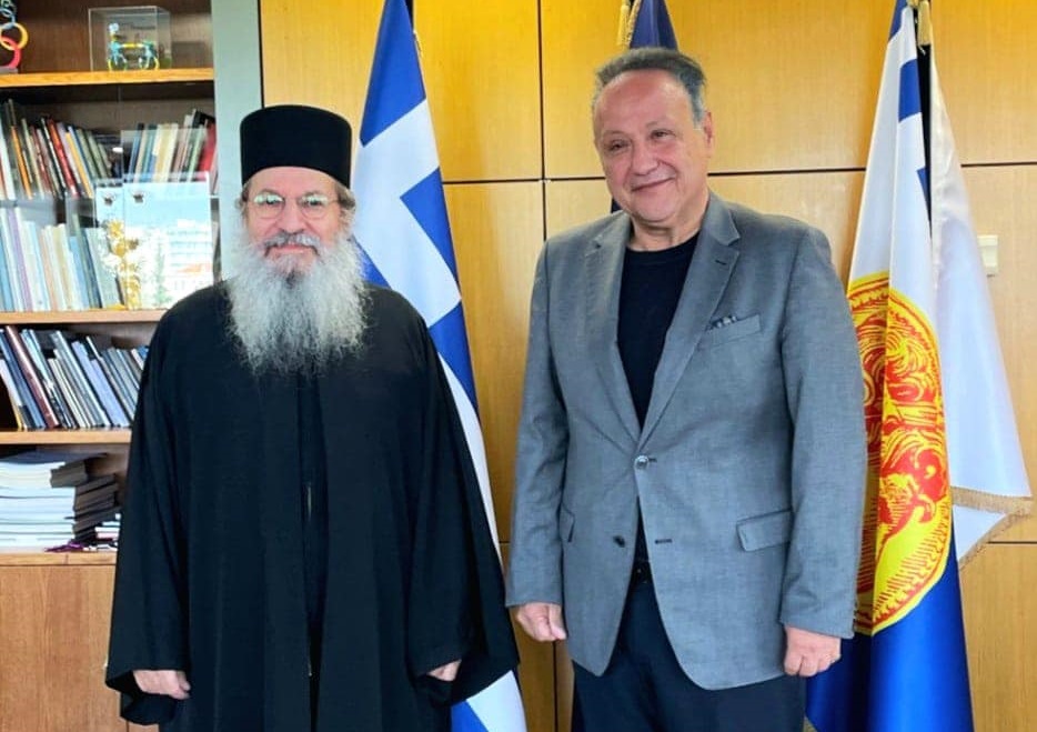 Συνάντηση Στ. Αγγελούδη με τον Καθηγούμενο της Ι.Μ. Σίμωνος Πέτρας Αρχιμανδρίτη Ελισαίο