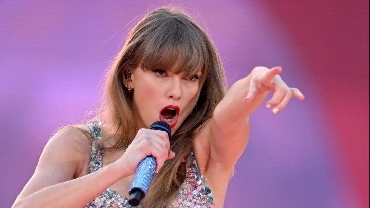 Η Τέιλορ Σουίφτ έκανε δωρεά σε τράπεζα τροφίμων του Κάρντιφ για περισσότερους από 900 ανθρώπους