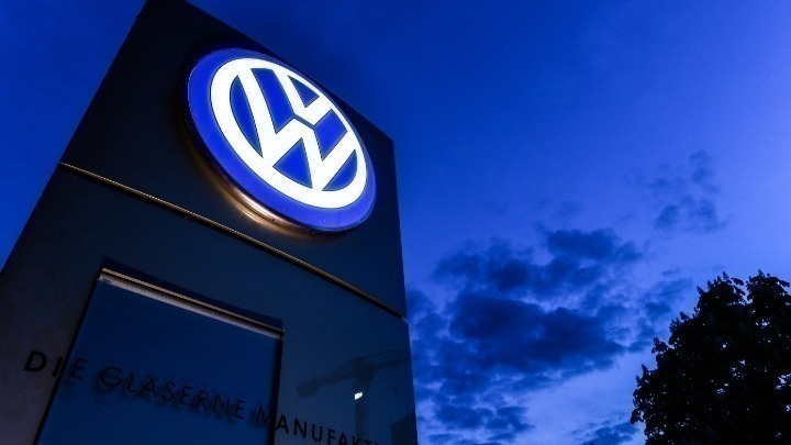 Περικοπές μισθών σχεδιάζει η Volkswagen στη Γερμανία