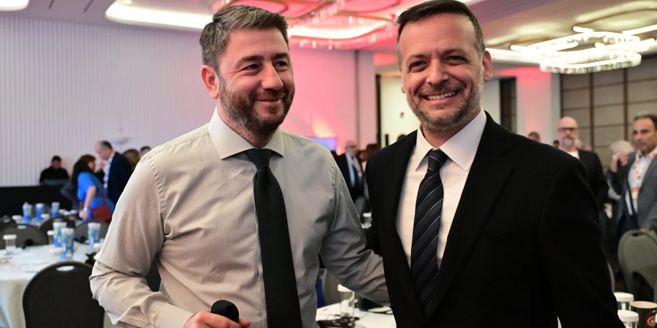 ΠΑΣΟΚ: Πάνε σε debate Ανδρουλάκης-Δούκας ενόψει του β’ γύρου -Οι συμμαχίες που αναζητούν