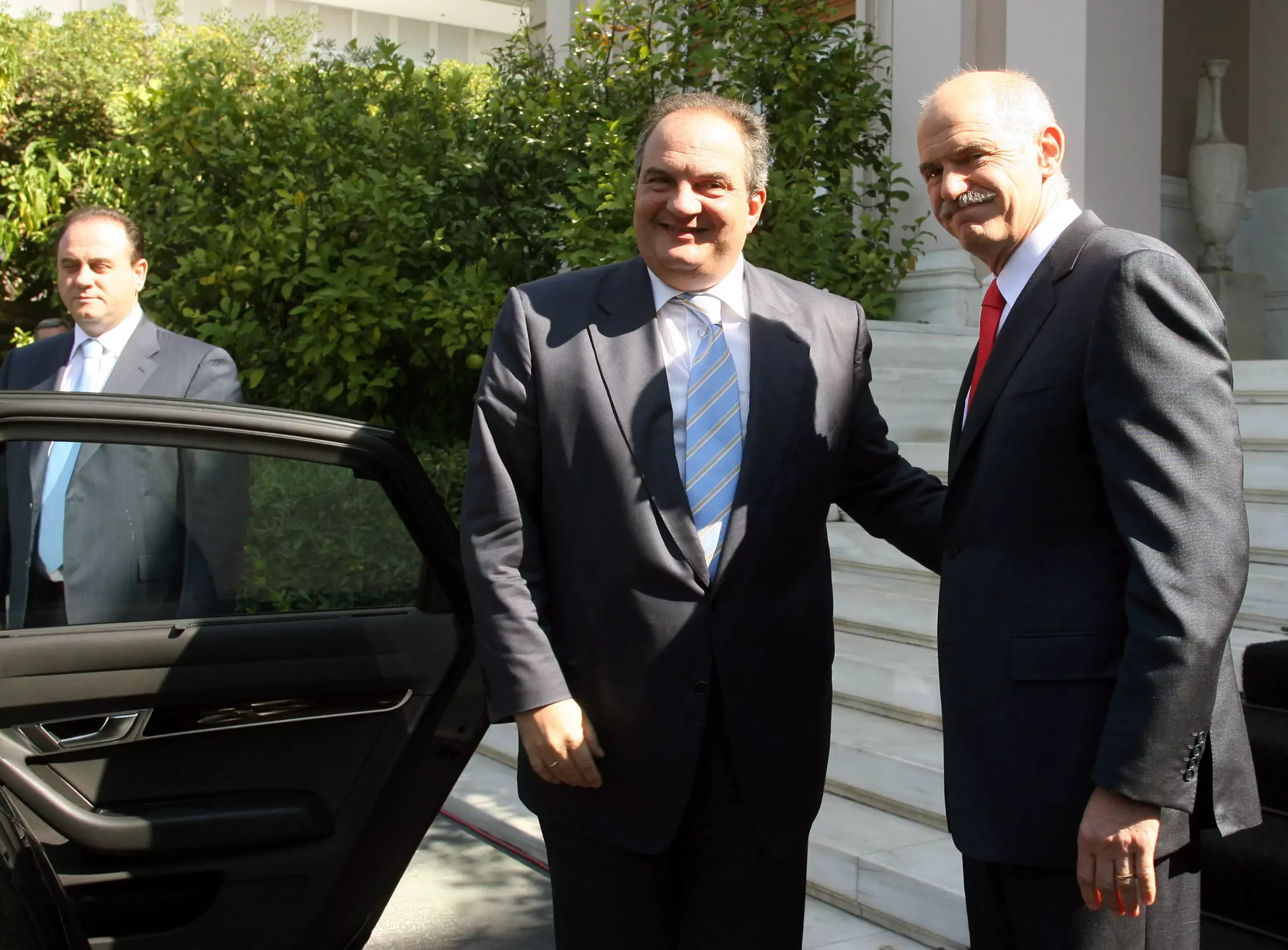 Πώς ήταν η Ελλάδα την τελευταία φορά που το ΠΑΣΟΚ ήταν αξιωματική αντιπολίτευση