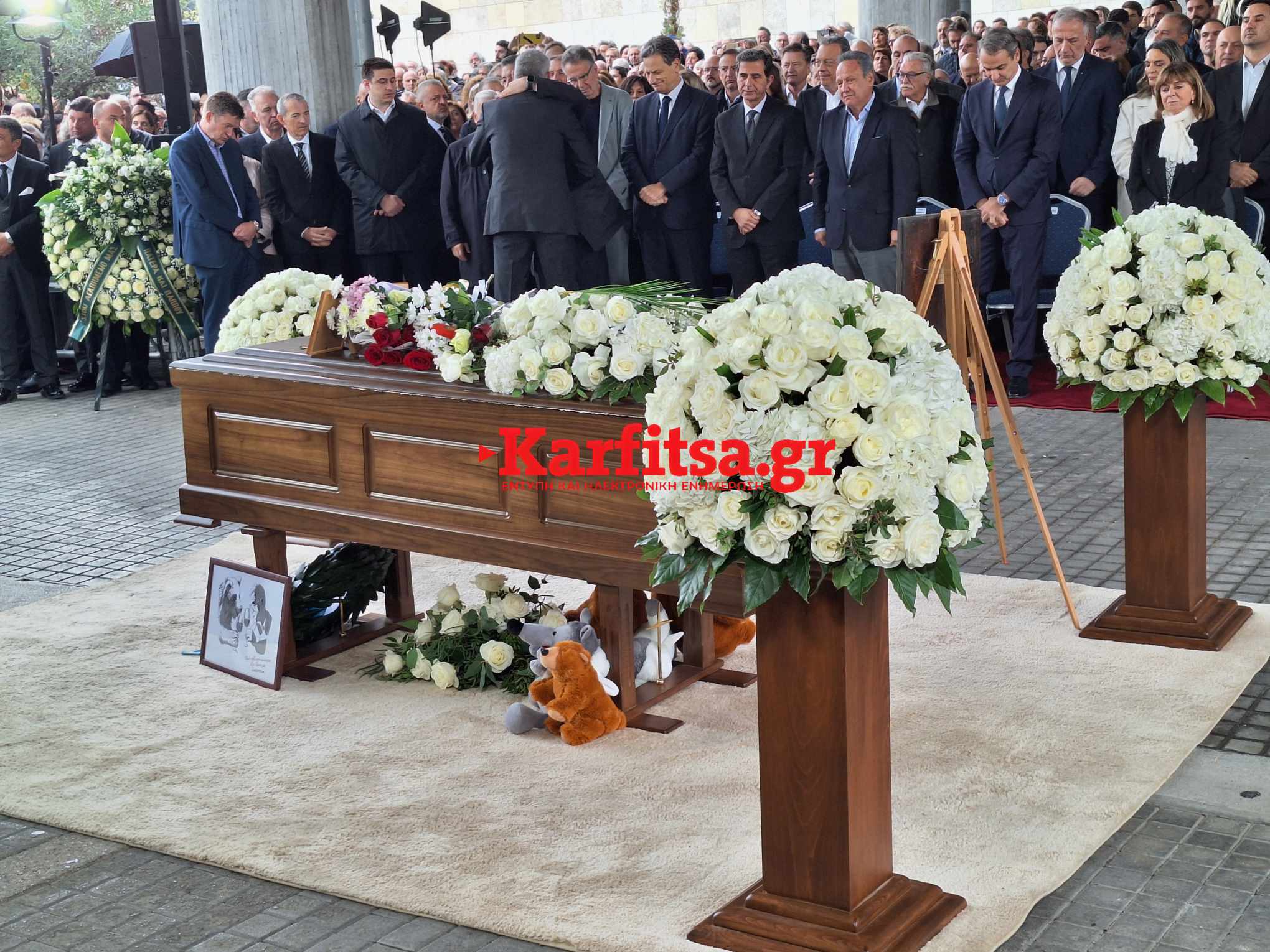 «Παντού έβαζες ένα λιθαράκι που γινόταν κάστρο» – Ο γιος και ο αδελφός του Γ. Μπουτάρη συγκινούν (ΦΩΤΟ+Video)