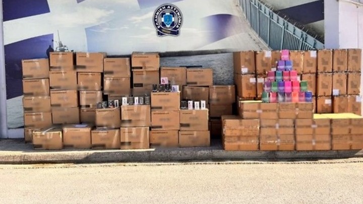 Θράκη: Συλλήψεις και κατασχέσεις χιλιάδων λαθραίων τσιγάρων