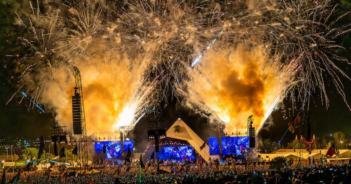 Τα εισιτήρια για το Glastonbury 2025 εξαντλήθηκαν σε 35 λεπτά