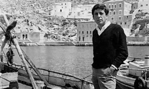 Λέοναρντ Κοέν: Ο «πρίγκιπας» της μελαγχολίας, οι μεγάλοι έρωτες και η ζωή στην Ύδρα