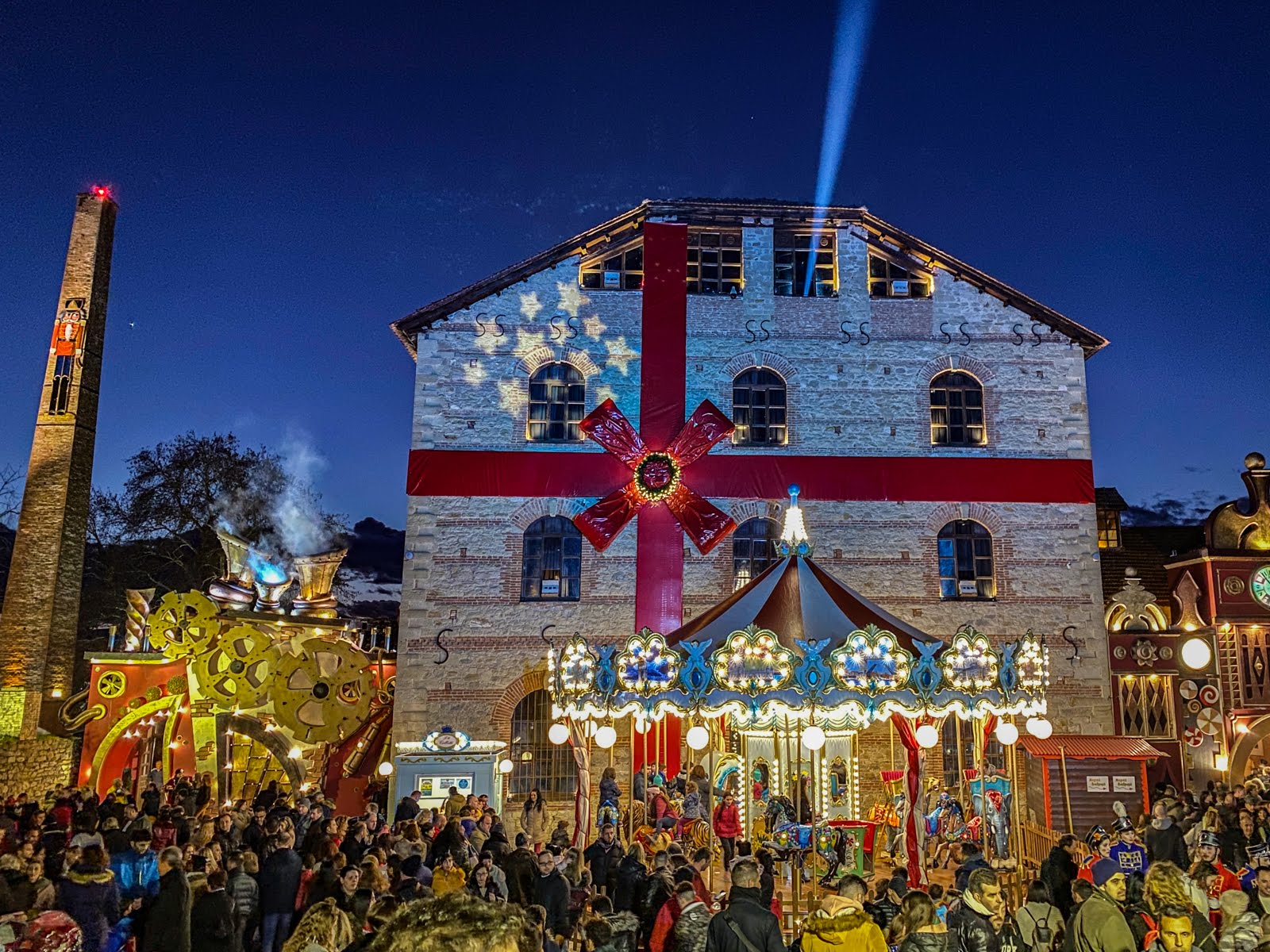Πότε ανοίγει ο Μύλος των Ξωτικών για φέτος; Καλλιτέχνηε- έκπληξη στην τελετή έναρξης (ΦΩΤΟ)