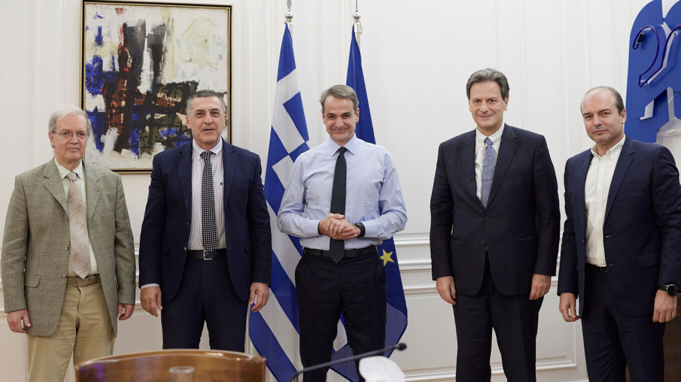 Θεσσαλία: Σύσκεψη υπό τον πρωθυπουργό Κυριάκο Μητσοτάκη για τη στελέχωση του ΟΔΥΘ (ΦΩΤΟ)