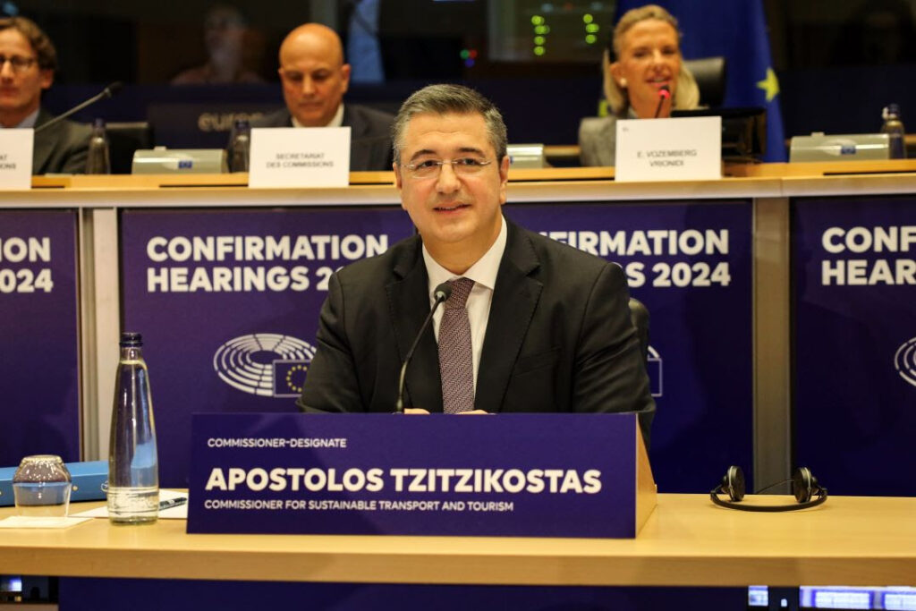 Απόστολος Τζιτζικώστας: Εγκρίθηκε η υποψηφιότητά του για τη θέση του επιτρόπου Βιώσιμων Μεταφορών και Τουρισμού