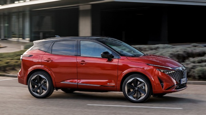 Δοκιμάζουμε το νέο Nissan Qashqai 1.3 DiG-T Hybrid 140 PS