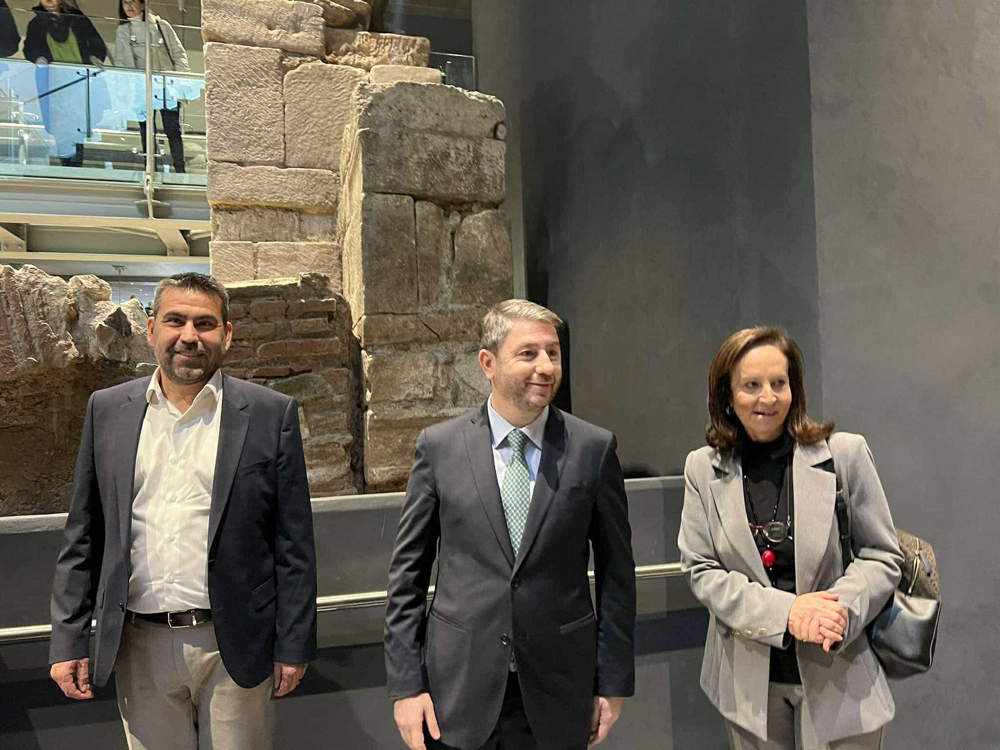 Παρεμβάσεις «έκπληξη»