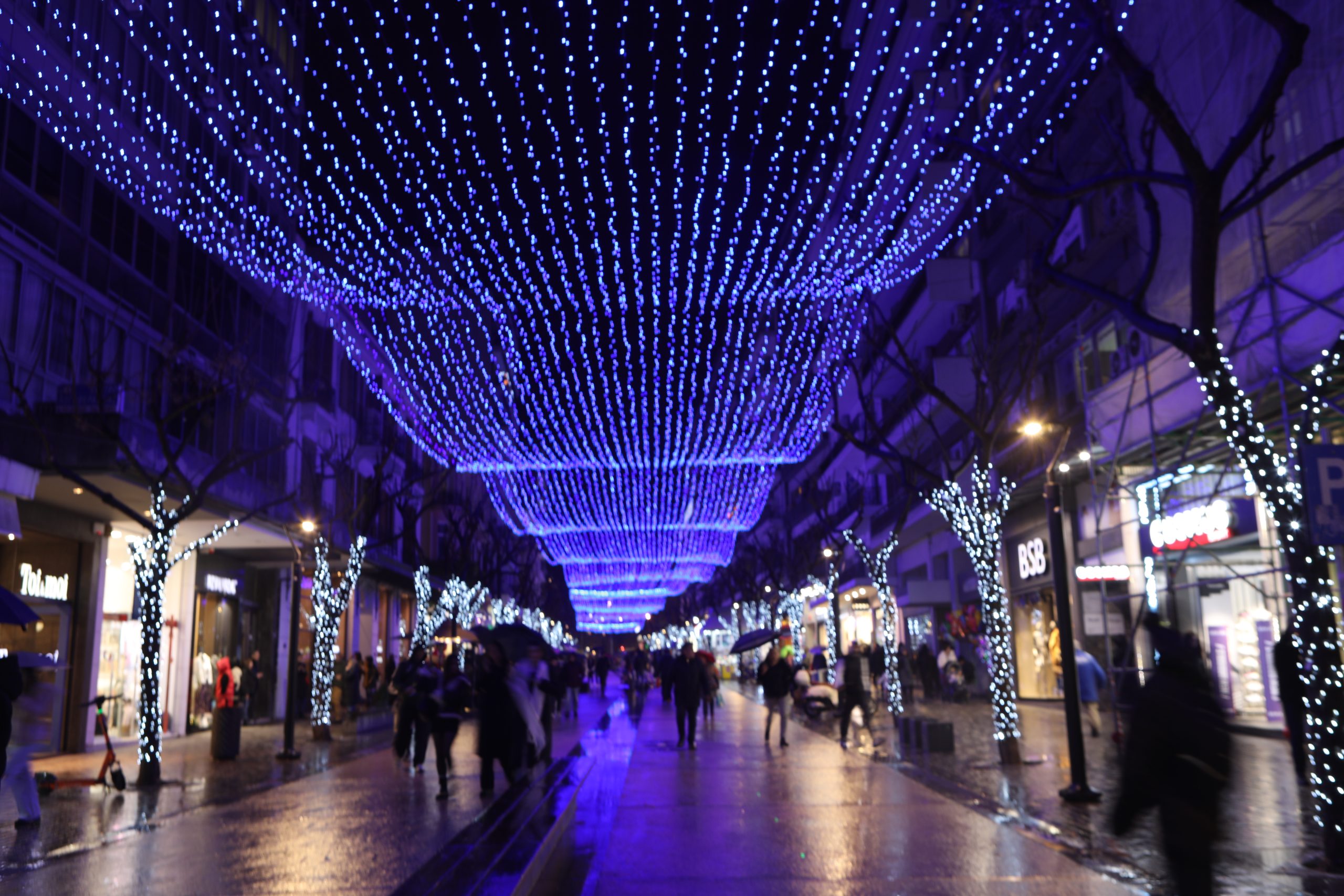 Θεσσαλονίκη: 70-80% οι πληρότητες των ξενοδοχείων για τα Χριστούγεννα - «Τουριστικό εργαλείο» το μετρό