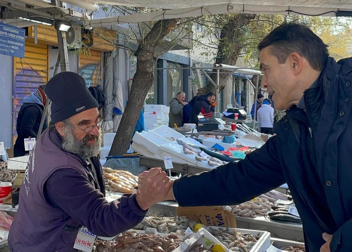 Σε ποια λαϊκή αγορά συχνάζει ο Δημήτρης Κούβελας 