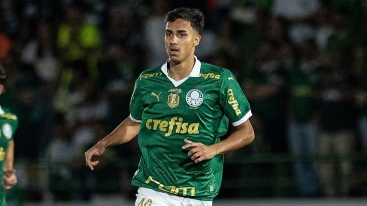 Οι «μεγάλοι» της Ευρώπης διεκδικούν τον 18χρονο Βίτορ Ρέις