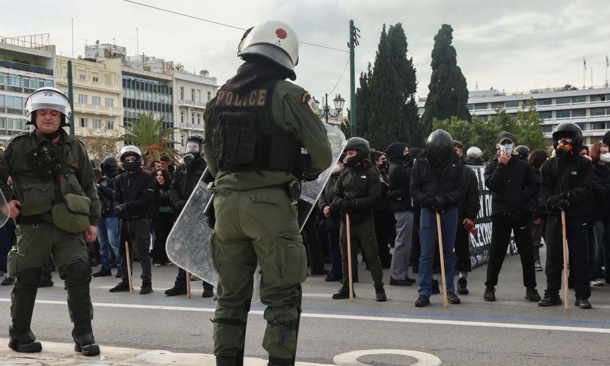 Πορεία για Γρηγορόπουλο: Στις 52 οι προσαγωγές στο κέντρο της Αθήνας