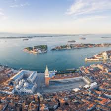 Αναδύθηκε νησί στη Βενετία – Τι λένε οι ειδικοί για το οικοσύστημά του