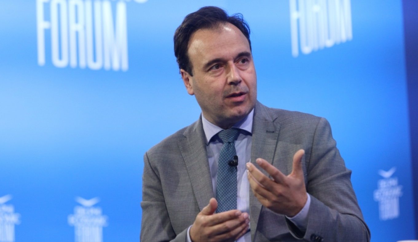 Δημήτρης Παπαστεργίου για social media: Πιθανώς θα έπρεπε να πάμε σε πιο ακραία λύση για τα μικρά παιδιά