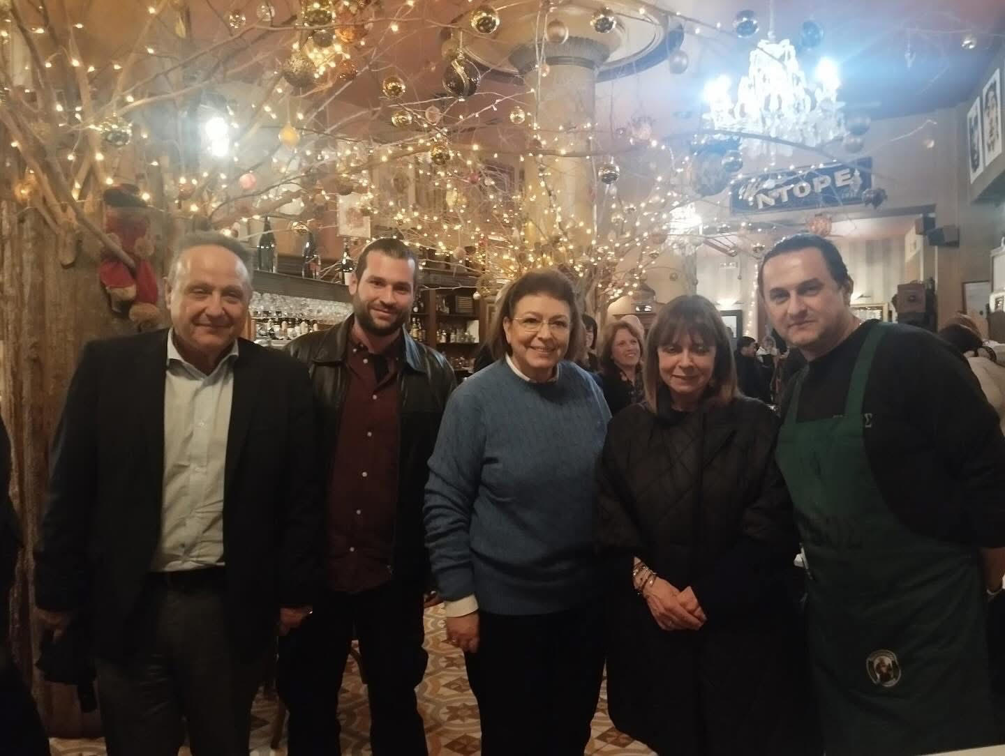 Το δείπνο Αγγελουδη , Μενδώνη , Σακελλαροπούλου μετά τα εγκαίνια του Μετρό 