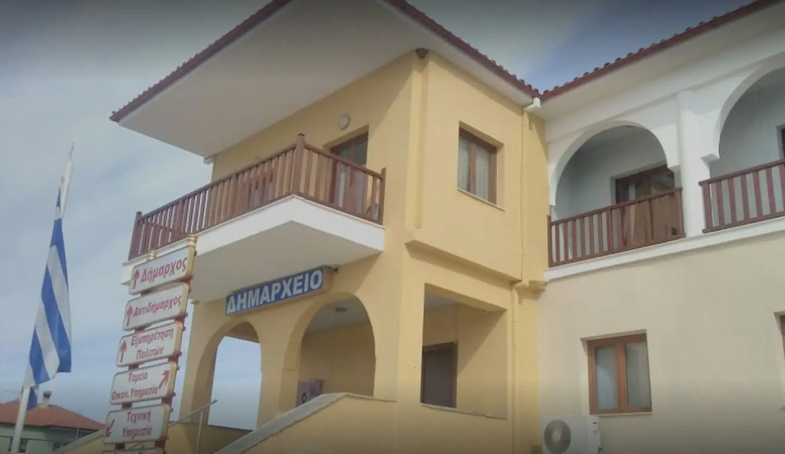 Αναστολή της λειτουργίας των σχολείων και από τον Δήμο Σιθωνίας