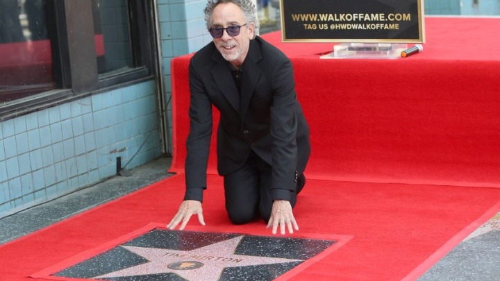 O Τιμ Μπάρτον στηρίζει τον Τζόνι Ντεπ