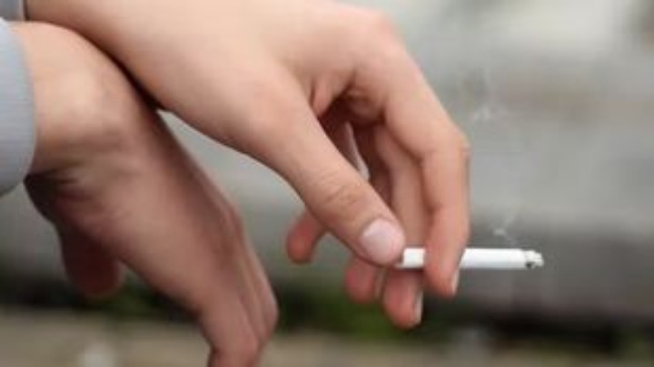 Κάθε τσιγάρο κλέβει 20 λεπτά ζωής, σύμφωνα με νέα μελέτη