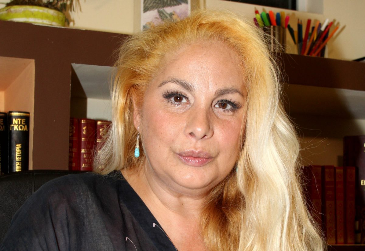 Στο νοσοκομείο η Τζένη Χειλουδάκη μετά από τροχαίο - Έχασε τις αισθήσεις της ενώ οδηγούσε