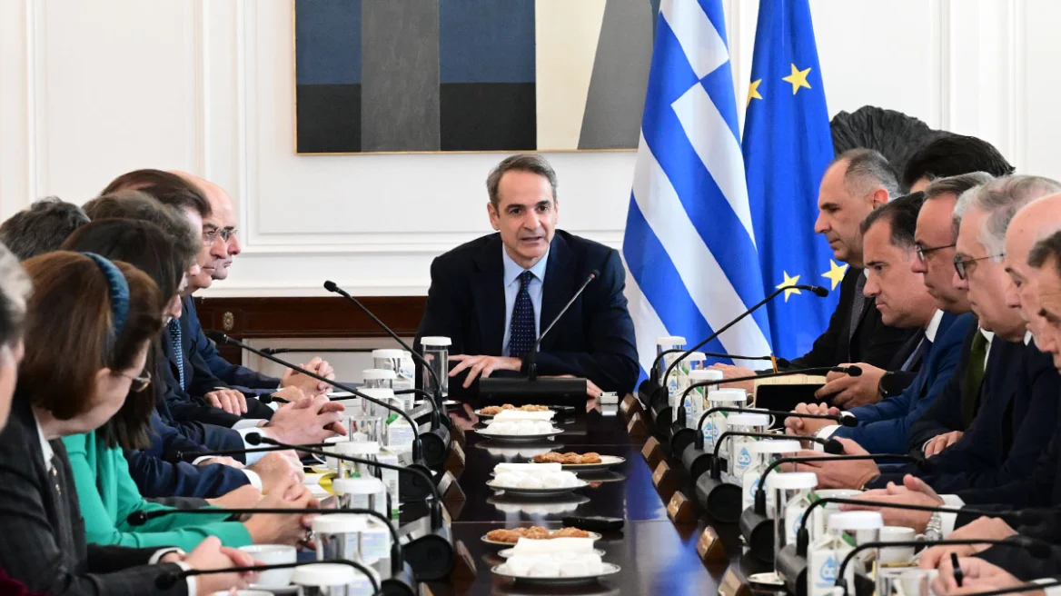 Κυρ. Μητσοτάκης στο υπουργικό: Δεν έχουμε την πολυτέλεια του εφησυχασμού, η προσοχή μας σε αυτούς που το έχουν περισσότερο ανάγκη