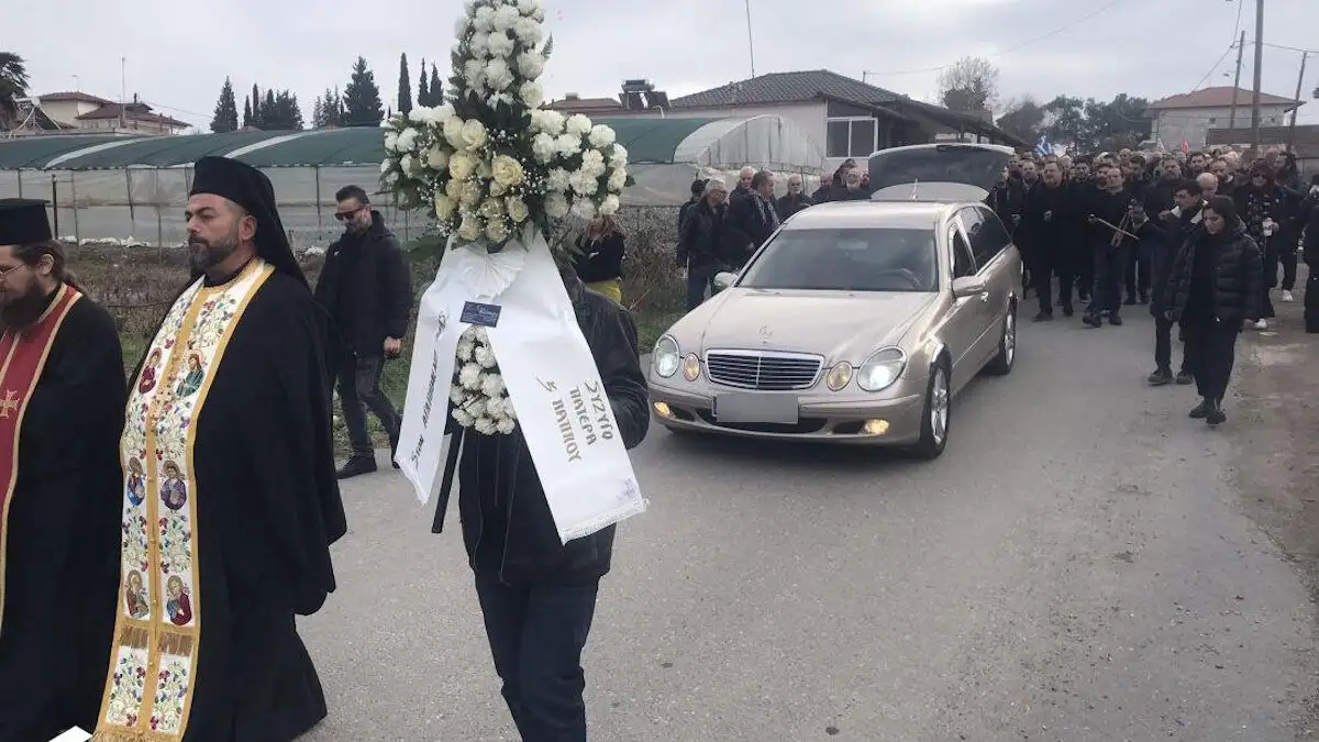 Αχιλλέας Βασιλειάδης: Υπό τους ήχους της λύρας έγινε η κηδεία του σπουδαίου καλλιτέχνη της ποντιακής παράδοσης