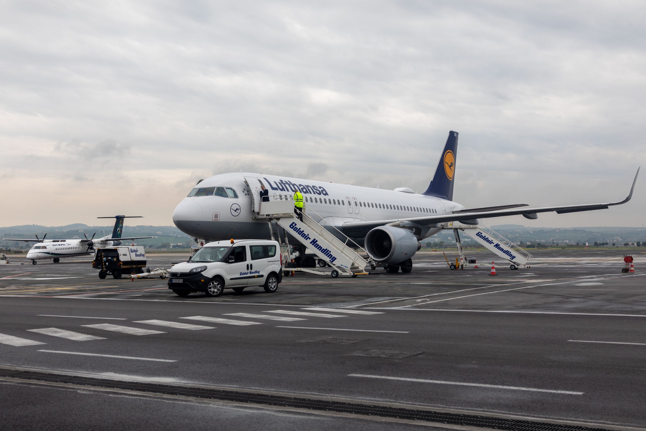 Γιατί δεν προσγειώνονται στο αεροδρόμιο Μακεδονία τα αεροπλάνα όταν έχει ομίχλη – Ένας πιλότος εξηγεί