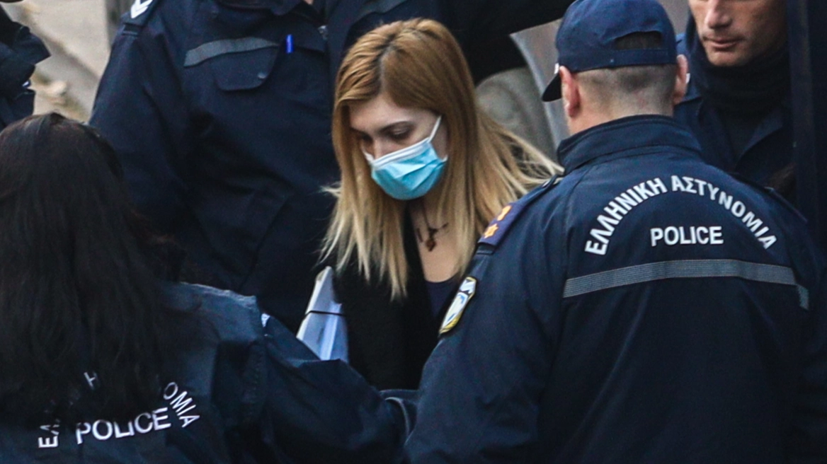 Απολογείται η Πισπιρίγκου για θανάτους Ίριδας και Μαλένας: «Δεν έχω σκοτώσει καμία από τις κόρες μου» (ΦΩΤΟ)