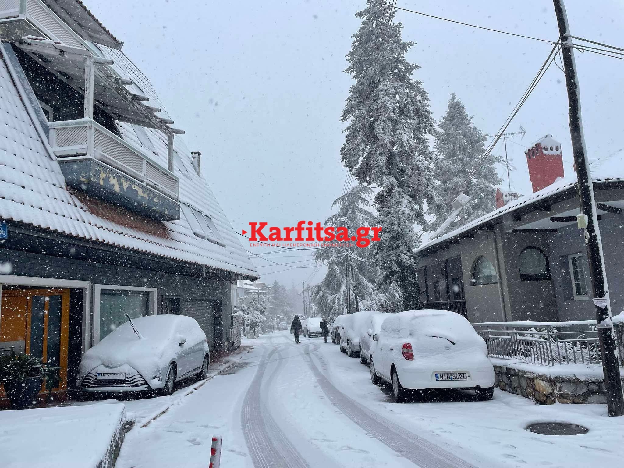 Θεσσαλονίκη: Ντυμένος στα «λευκά» ο Χορτιάτης - Συνεχίζεται η πυκνή χιονόπτωση (Video+ΦΩΤΟ)