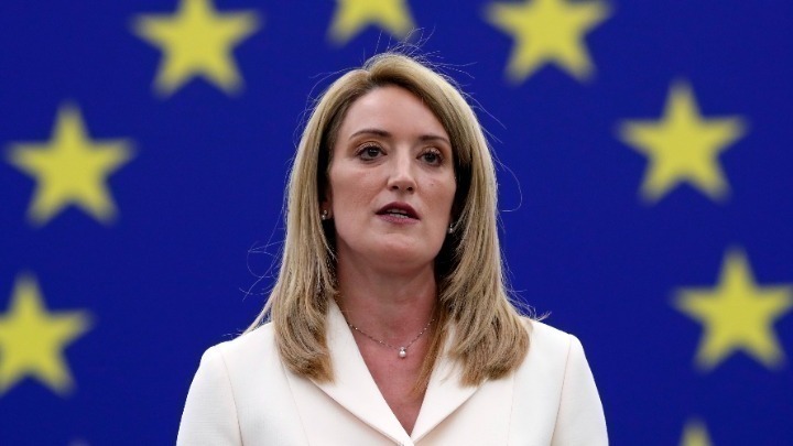 Ρ. Μέτσολα: "Η Ευρώπη πενθεί μαζί με το λαό της Ελλάδας για την απώλεια του πρώην Πρωθυπουργού Κώστα Σημίτη"