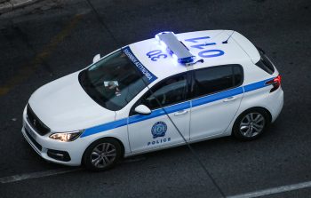 Ανήλικος που οδηγούσε επικίνδυνα στη Θέρμη χωρίς εποπτεία