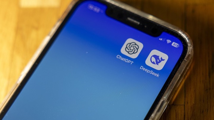 DeepSeek: Η Ν. Κορέα αποσύρει το chatbox R1 από τα διαδικτυακά καταστήματα εφαρμογών - Τι λέει η Κίνα