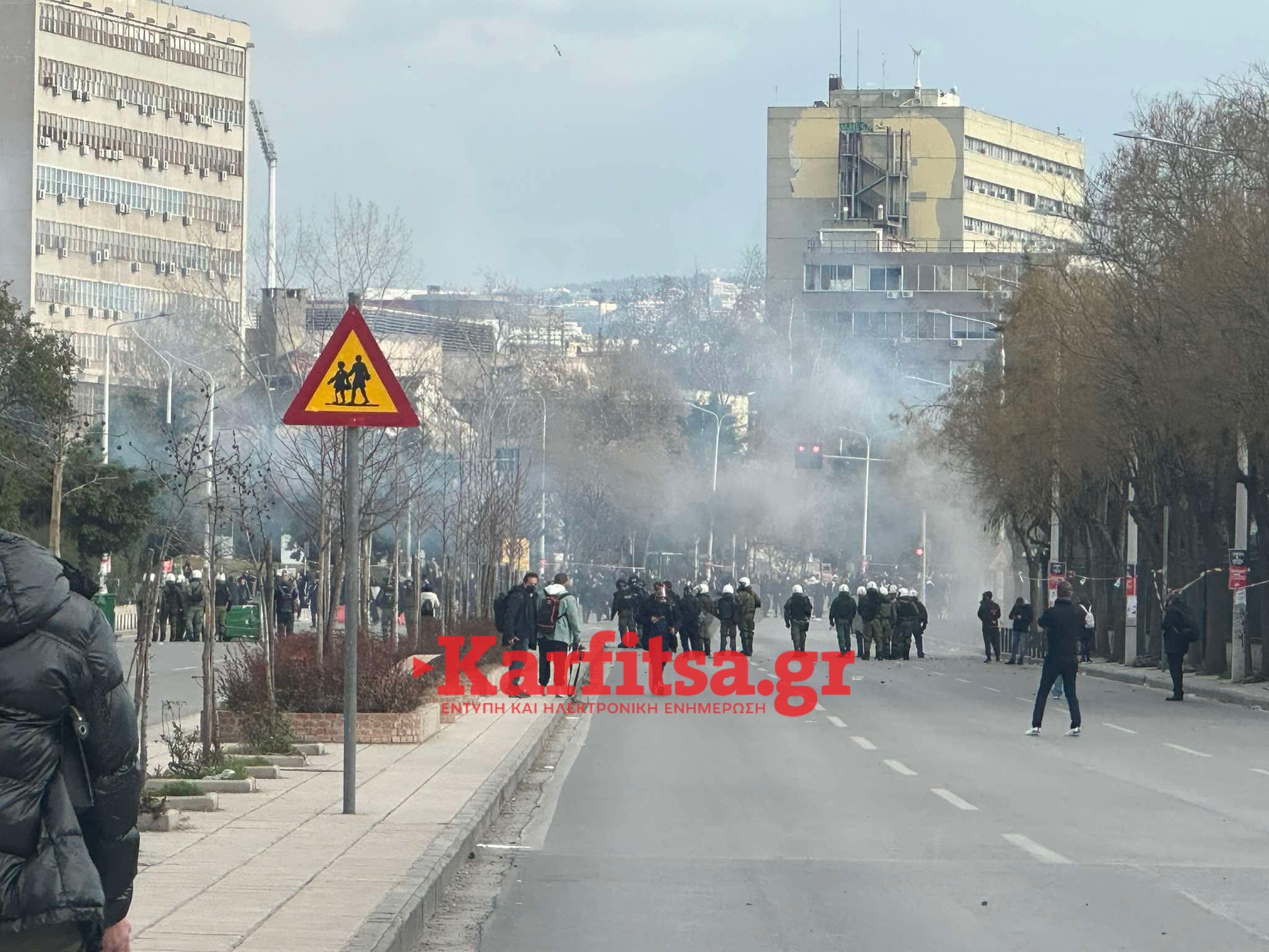 Θεσσαλονίκη: Να κινηθούν ποινικές διαδικασίες για όσους γράφουν ότι αστυνομικοί με κουκούλες κάνουν επεισόδια – Τι αναφέρει η Ένωση Αστυνομικών Υπαλλήλων