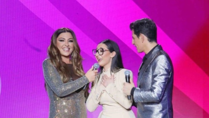 Εθνικός Τελικός Eurovision 2025: Η Έλενα Παπαρίζου με δημιουργία του Βρεττού Βρεττάκου