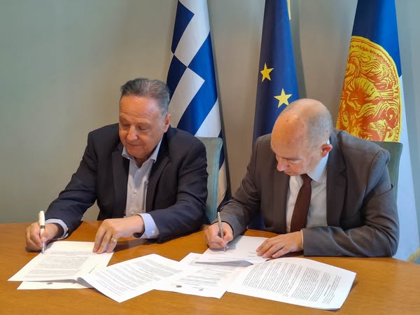 Υπεγράφη το Σύμφωνο Συνεργασίας μεταξύ Δήμου Θεσσαλονίκης και Πανεπιστημίου Μακεδονίας (ΦΩΤΟ)