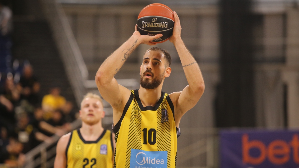 Χατζηδάκης: «Την είχαμε ανάγκη τη νίκη, έχουμε αρχίσει και παίζουμε πολύ καλύτερα»