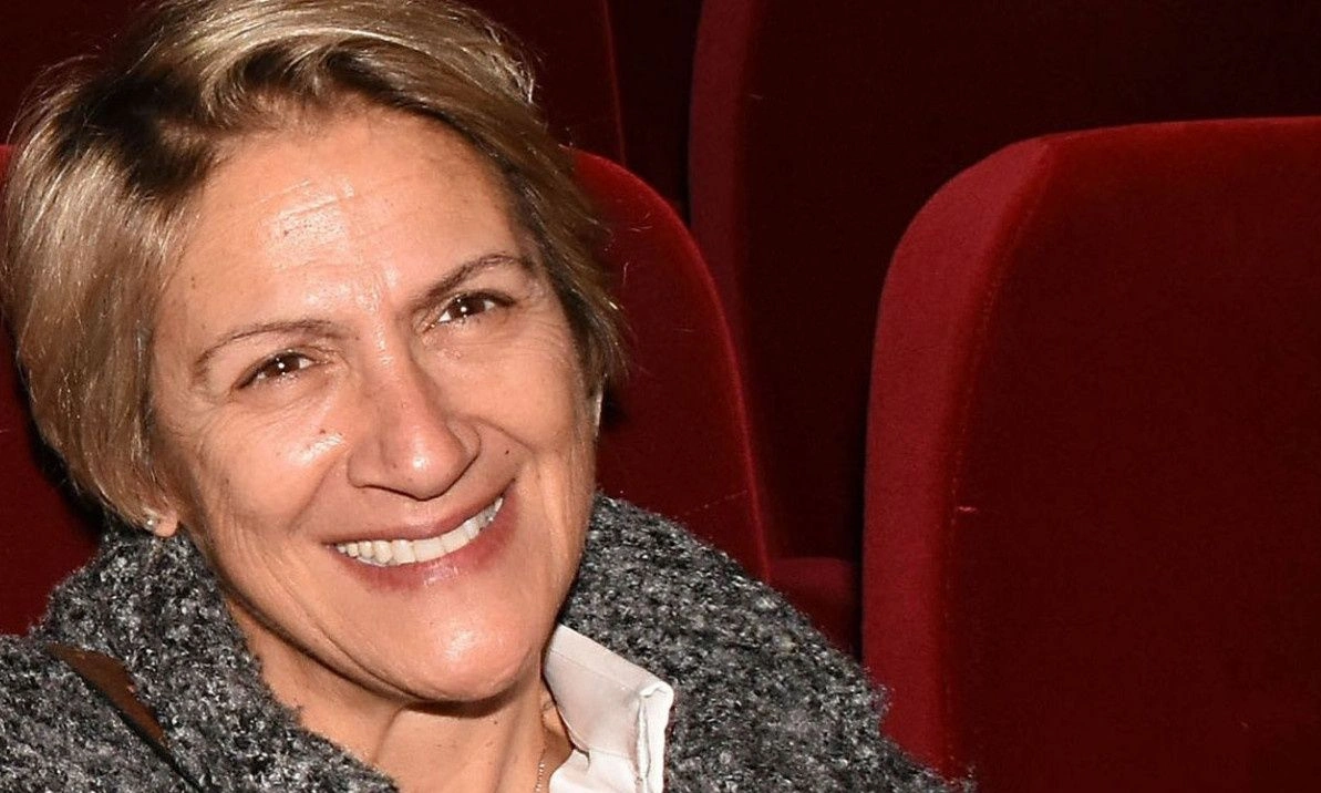 Ράγισε καρδιές ο Σπύρος Μπιμπίλας: Ο σπαρακτικός επικήδειος στην κηδεία της Καίτης Κωνσταντίνου