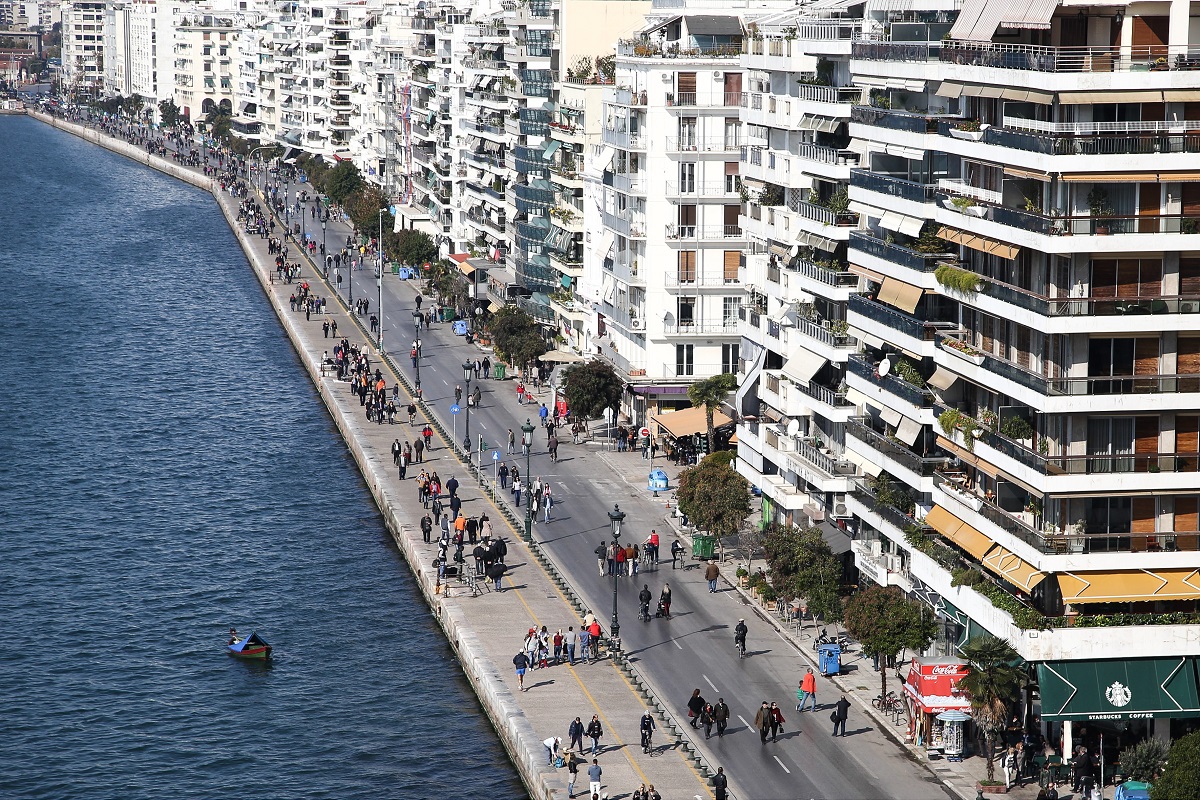 Θεσσαλονίκη: Ανακοίνωση της τροχαίας για την πιλοτική πεζοδρόμηση στην Λεωφόρο Νίκης